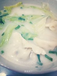 鱼汤饺子