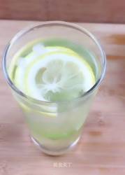 蜂蜜柠檬水