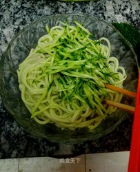 麻酱菠菜面