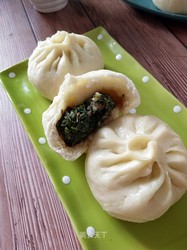 山芹菜包子