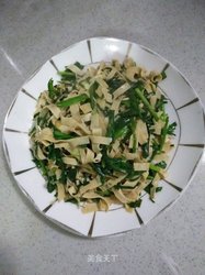 干豆腐炒韭菜