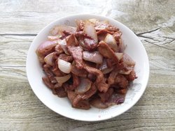 洋葱炒肉片