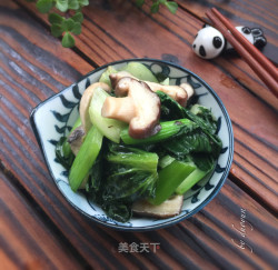 双菇炒青菜