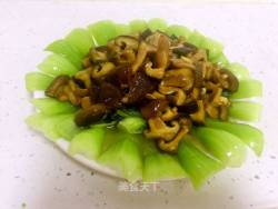 蘑菇扒油菜