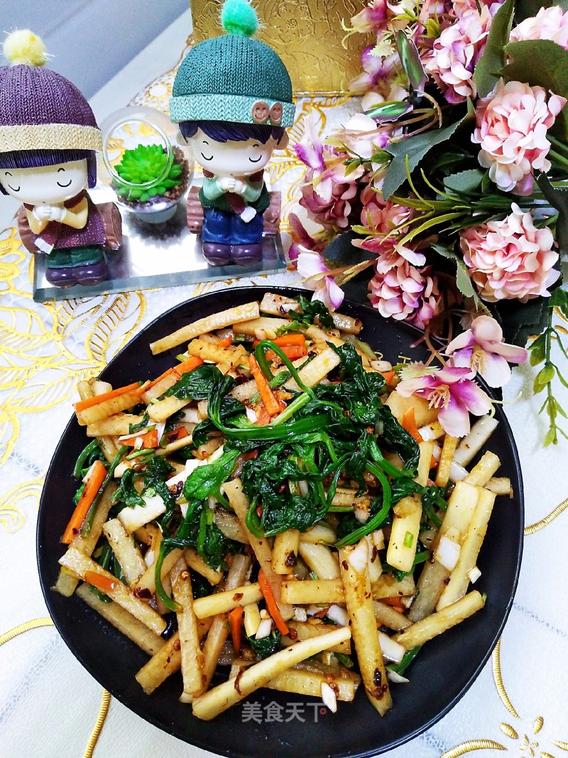 芹菜叶拌萝卜丝