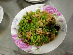 毛豆炒肉丝