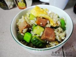 剩菜剩饭大作战--彩色炒饭