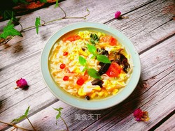 荆芥鸡蛋汤面