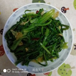 蒜茸油麦菜