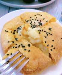 榴、芒果拉丝奶酪饼
