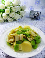 笋尖豆腐炒蚕豆