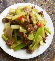 牛肉炒芹菜