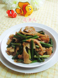 蒜薹炒面筋