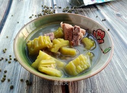 绿豆苦瓜炖排骨