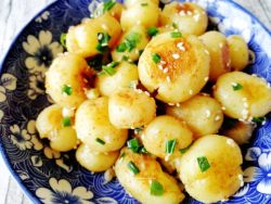 葱香炕土豆