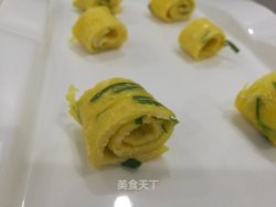 野葱鸡蛋卷