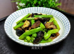 香菇肉片炒四季豆