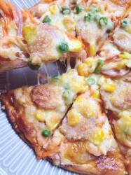 自制披萨--火腿虾蔬菜