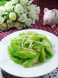 黄豆芽炒丝瓜