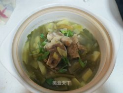 猪棒骨炖土豆海白菜条