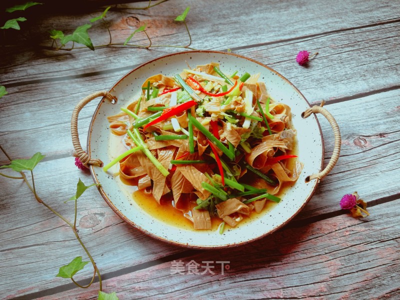 香葱拌黑豆皮