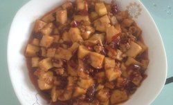 麻婆豆腐（麻辣豆腐）
