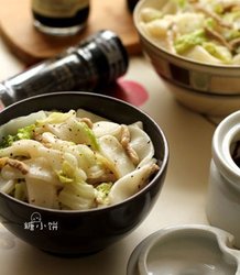 【白菜肉丝炒年糕】小时候的味道