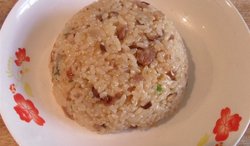 电饭煲做出香喷喷的腊味饭