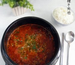 石锅辣牛肉汤