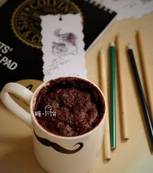 【微波炉马克杯蛋糕】无需烤箱的5分钟超快手蛋糕