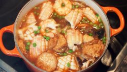 曼步厨房 - 八珍豆腐煲