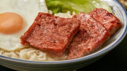 【午餐肉】自己做午餐肉，怎么吃都很安心！