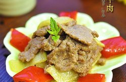 芥兰彩椒滑牛肉