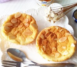 杏仁蜂蜜小蛋糕