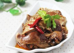 用最经典的搭配，做一锅卤味——普洱茶卤鸡