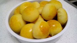 奶香豆沙小面包
