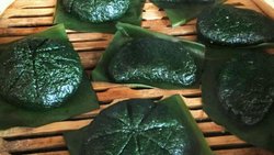 清明时节做艾粄