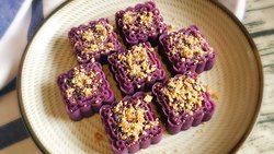坚果紫薯糕