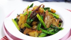 冬季下饭菜，豆豉鱼炒土豆油麦菜