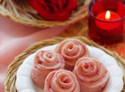 中式面点也浪漫 —— 情人节专供的浪漫玫瑰小花卷
