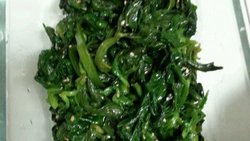 健康小菜: 芝麻芹菜叶