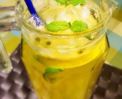夏日特饮 青柠百香果