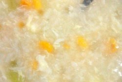 西米玉米大米莴笋头粥(三色粥)
