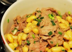 黄豆焖牛肉