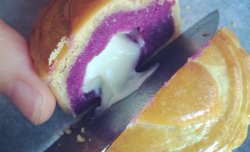 流心芝士紫薯月饼