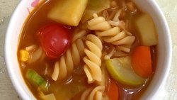 意大利面番茄蔬菜汤
