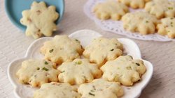 老人也爱吃的小点心 葱油芝士饼干