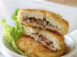 超级养眼：脆皮菌香酿豆腐