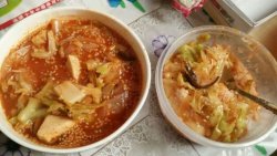 超级美味简单韩式年糕部队汤