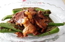 下饭菜：虎皮青椒配炒肉